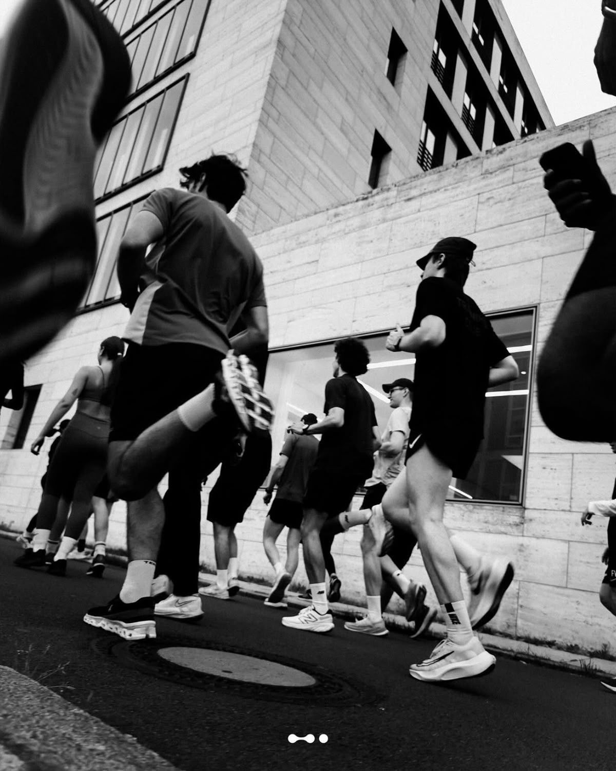GAINZ Collective street running duo